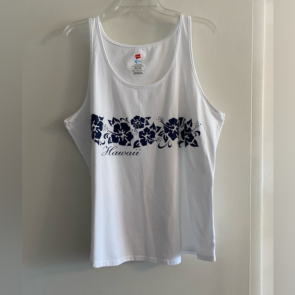 Hawaii tank top. Like brand new. Size XXL.